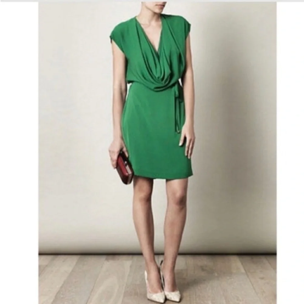 Diane Von Furstenberg Silk Reara Dress 8 Kelly Green Sleeveless Cowl Neck Luxury